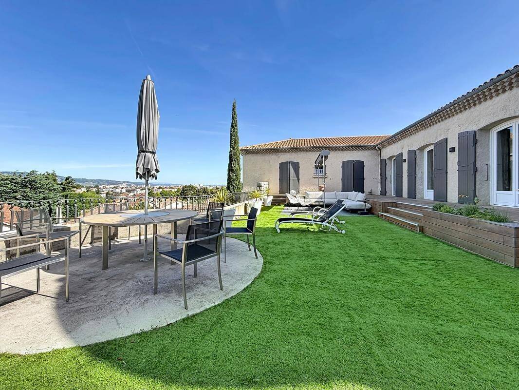 Maison à vendre, 286m², VALENCE
