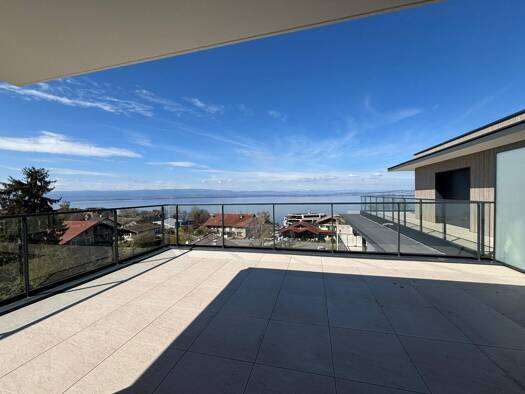 Appartement à vendre - neuf 621 000 € 3 pièces 2 chambres 82 m² Étage 4/4 Ville Haute Évian-les-Bains 74500