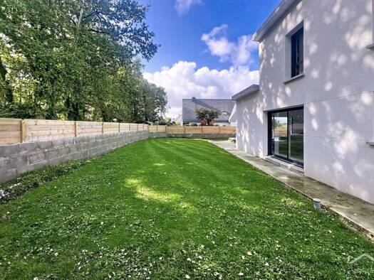 Maison à louer 1 687 € 6 pièces 4 chambres 127 m² 559 m² de terrain Langroix-Talhouet-Saint Gilles Hennebont 56700