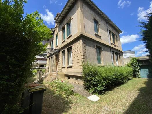 Maison à vendre 349 000 € 8 pièces 5 chambres 232 m² 601 m² de terrain Bellevue-Solaure Saint-Étienne 42100