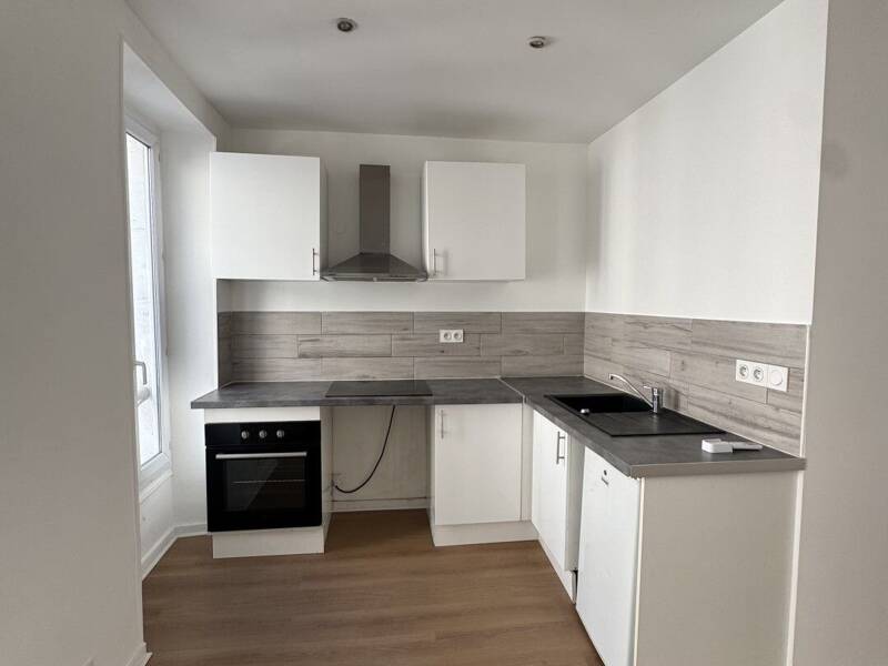 Maison à louer, 34m², MARSEILLE 6E