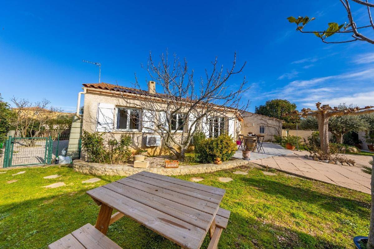 Maison à vendre, 113m², GALLARGUES LE MONTUEUX