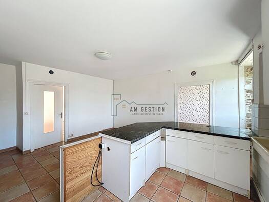 Maison à louer 625 € 3 pièces 1 chambre 64 m² 500 m² de terrain Séreilhac 87620