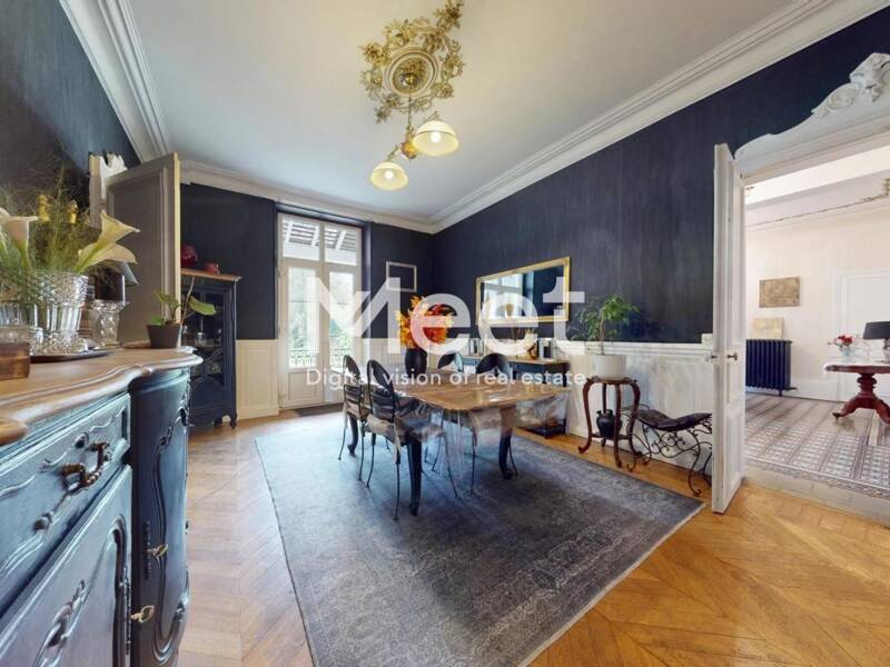 Maison à vendre, 425m², SAINT AMAND EN PUISAYE