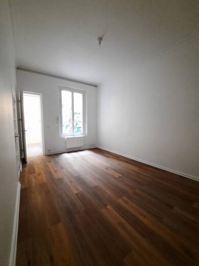 Appartement à louer 1 011 € 1 pièce 37 m² RDC Enfants Rouges Paris 3ème 75003