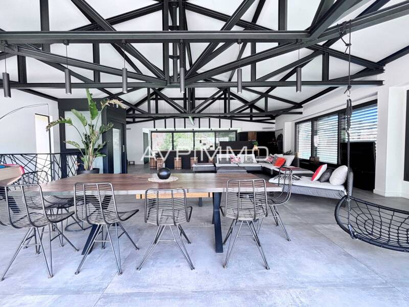 Maison à vendre, 415m², BANDOL