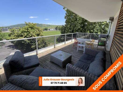 Appartement à vendre 315 000 € 2 pièces 1 chambre 65 m² Étage 3/3 Douvaine 74140
