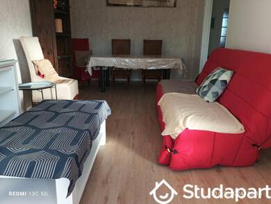 Appartement à louer 1 248 € 4 pièces 3 chambres 84 m² 4ème étage Rechèvres-Bas Menus-Boulevard Chartres 28000