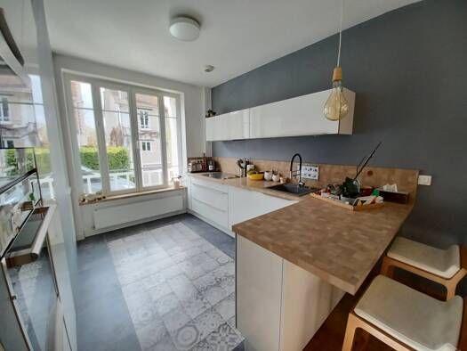 Maison à louer 2 700 € 6 pièces 150 m² 420 m² de terrain Saint Denis Chantilly 60500