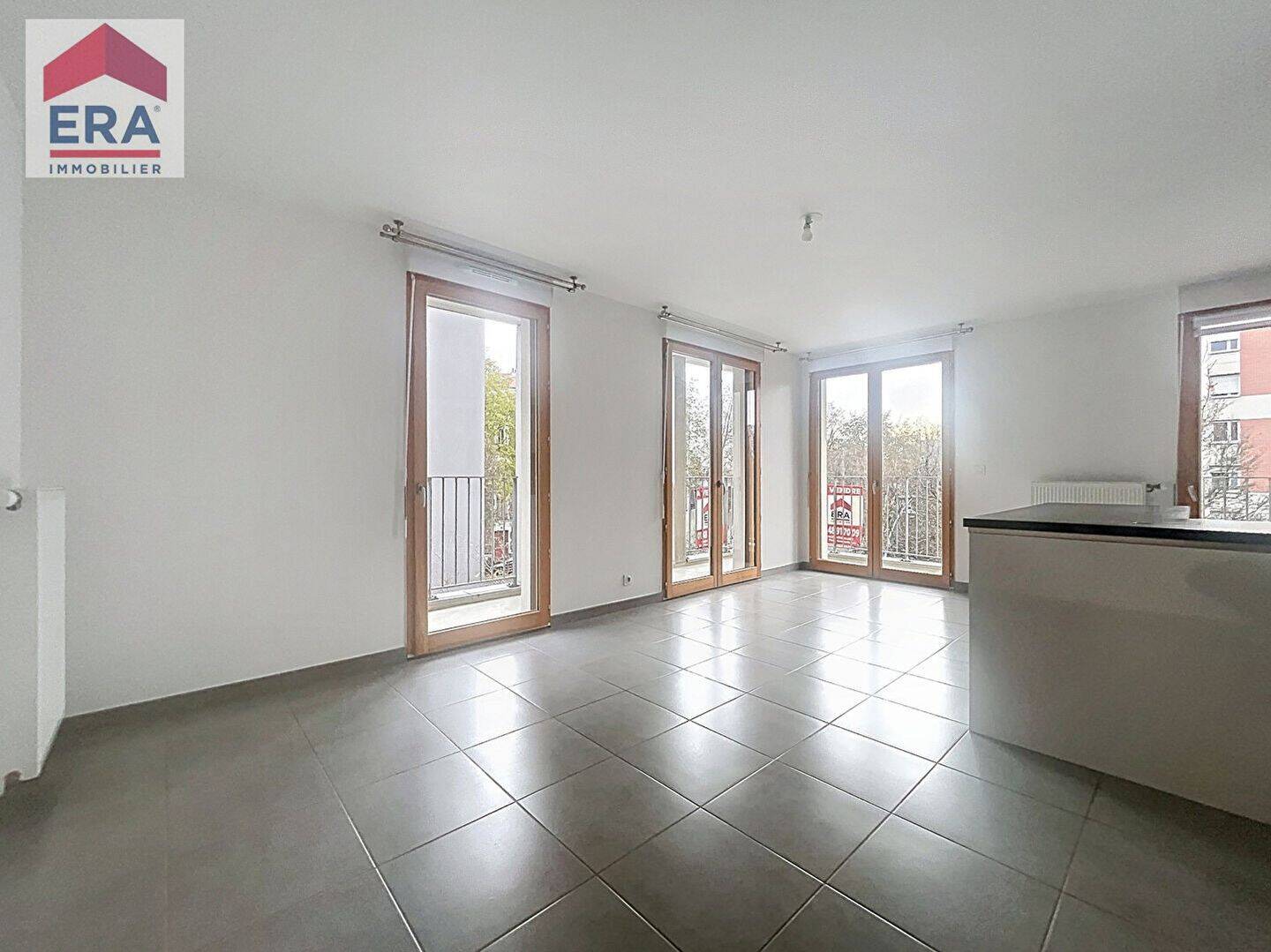 Maison à louer, 74m², IVRY SUR SEINE