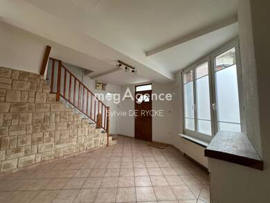 Maison à vendre 114 000 € 2 pièces 1 chambre 57 m² 66 m² de terrain Briand Leclerc Sens 89100