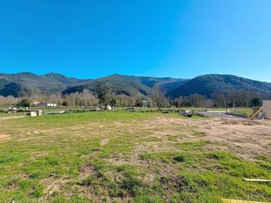 Terrain constructible viabilisé à vendre 110 000 € 685 m² de terrain Colombieres-sur-Orb 34390