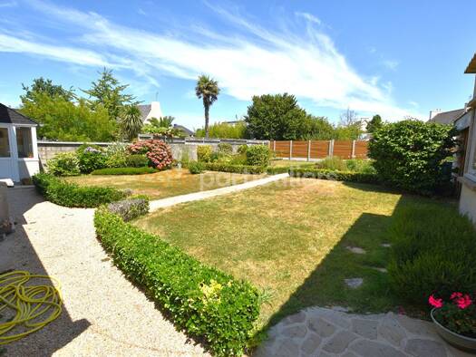 Maison à vendre 199 300 € 6 pièces 4 chambres 130 m² 732 m² de terrain Le Folgoët 29260