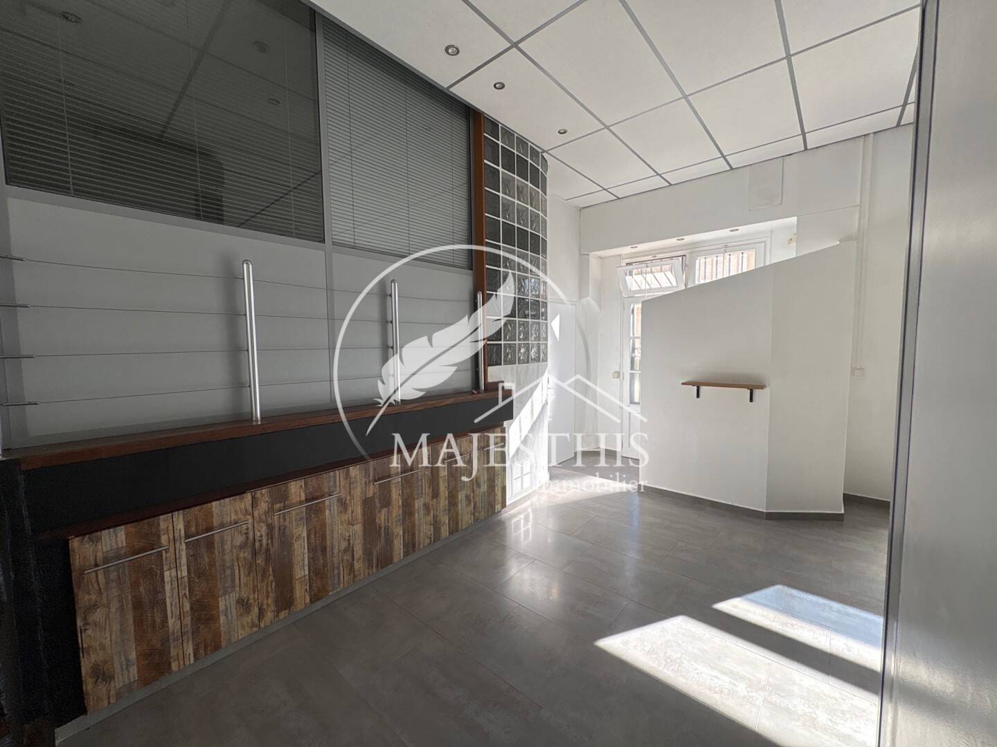 Maison à louer, 51m², HYERES