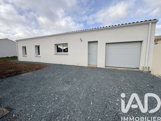 Maison à vendre 282 000 € 5 pièces 3 chambres 95,5 m² 514 m² de terrain Échillais 17620