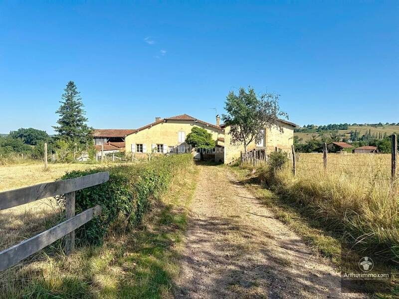 Maison à vendre, 160m², POUILLY SOUS CHARLIEU