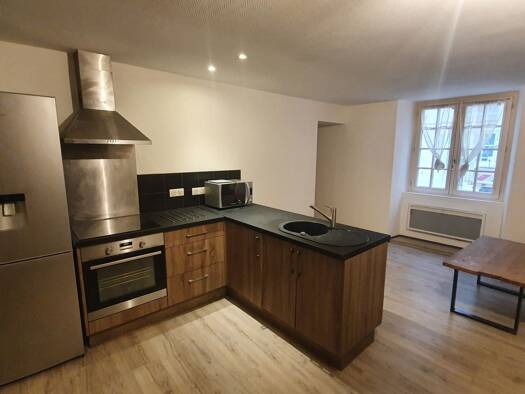Appartement à louer 497 € 2 pièces 1 chambre 40,8 m² RDC/2 Périgueux 24000