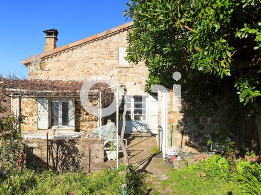 Maison en viager 113 900 € 5 pièces 4 chambres 100 m² 480 m² de terrain Tauriers 07110