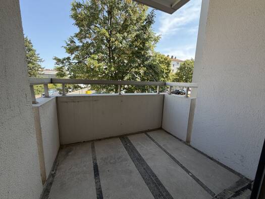 Appartement à vendre 175 000 € 4 pièces 3 chambres 86,6 m² 1er étage Saint-Fons 69190