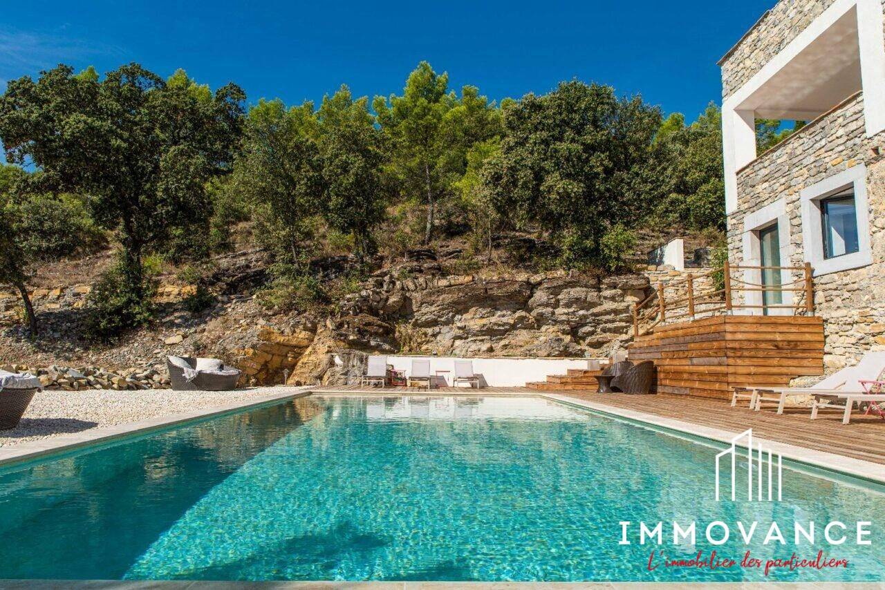 Maison à vendre, 385m², SAINT MATHIEU DE TREVIERS