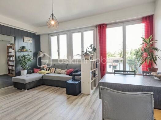 Appartement à vendre 135 000 € 4 pièces 3 chambres 67 m² Étage 3/3 Pau Sud Pau 64000