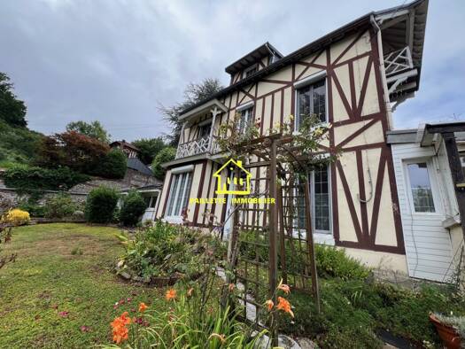 Maison à vendre 220 000 € 5 pièces 4 chambres 122 m² 569 m² de terrain Saint-Laurent-de-Brèvedent 76700
