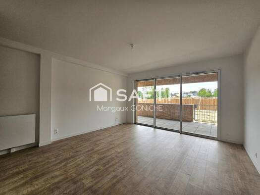Appartement à vendre 335 000 € 3 pièces 2 chambres 80 m² RDC/3 Kervaric-Kerichant-Lanveur Lorient 56100