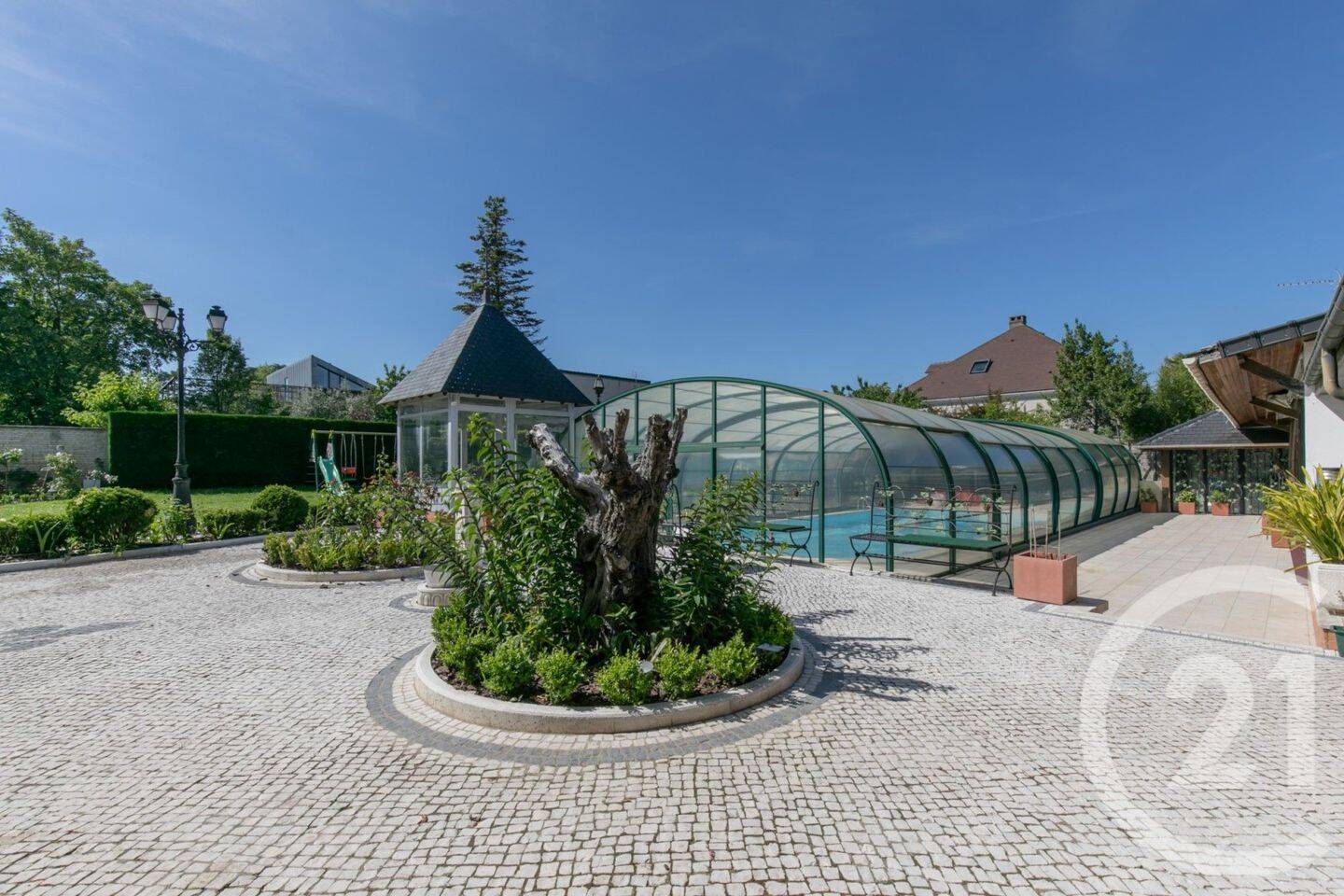 Maison à vendre, 302m², SAINT MAUR DES FOSSES