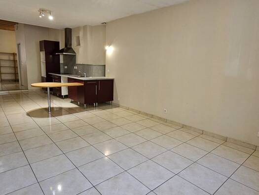 Maison à vendre 105 000 € 4 pièces 2 chambres 84 m² 64 m² de terrain Vénès 81440