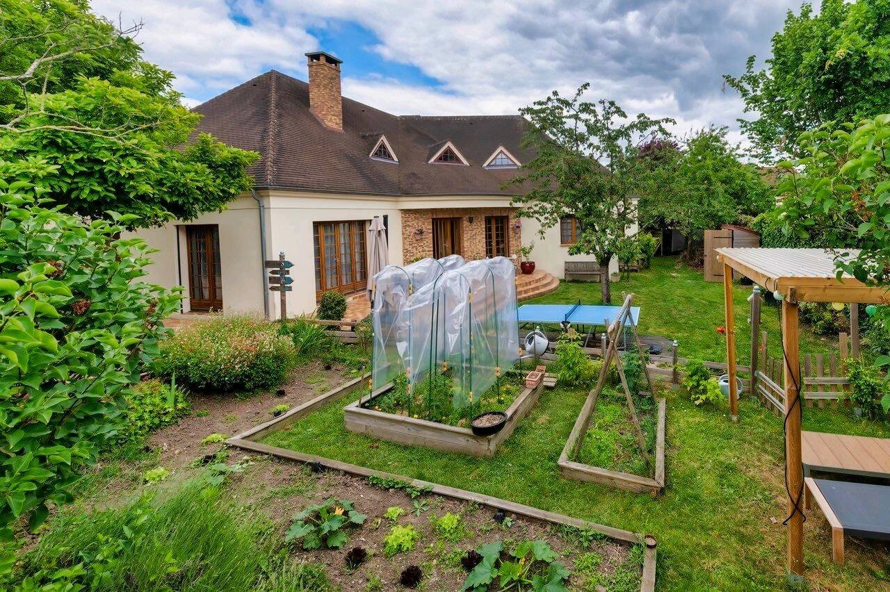 Maison à vendre, 220m², DEUIL LA BARRE