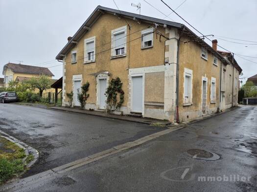 Maison à vendre 262 500 € 8 pièces 5 chambres 179 m² 220 m² de terrain Razac sur l Isle 24430