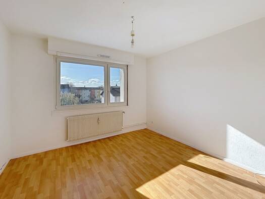 Appartement à vendre 216 000 € 3 pièces 2 chambres 83,9 m² Étage 2/2 Erstein 67150
