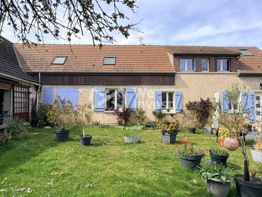 Maison à vendre 239 000 € 7 pièces 4 chambres 118 m² 400 m² de terrain Dammarie 28360