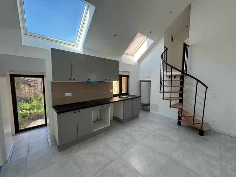 Maison à louer, 37m², SAINT CYR SOUS DOURDAN