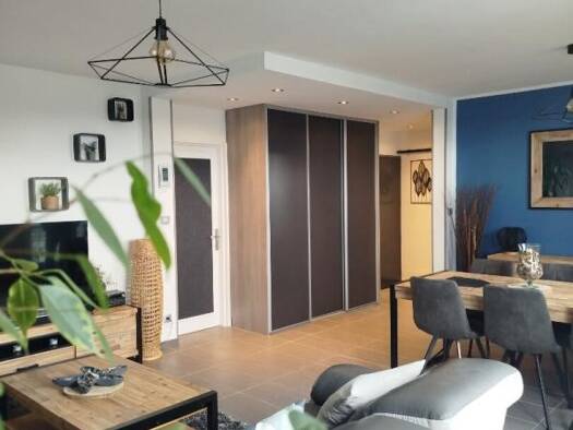 Appartement à vendre 139 900 € 3 pièces 2 chambres 75 m² Étage 6/6 Rabière Joué-lès-Tours 37300