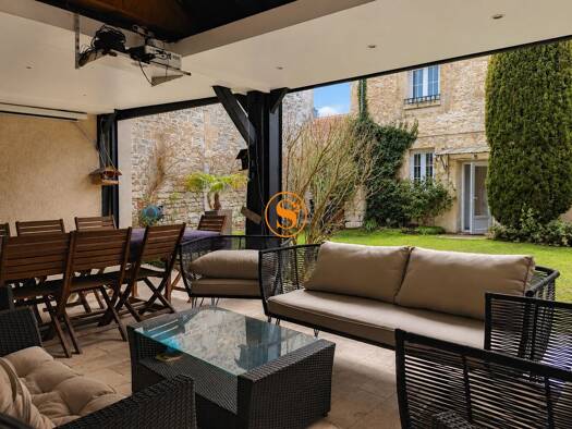 Maison à vendre 610 000 € 8 pièces 5 chambres 185 m² 370 m² de terrain Coye-la-Forêt 60580