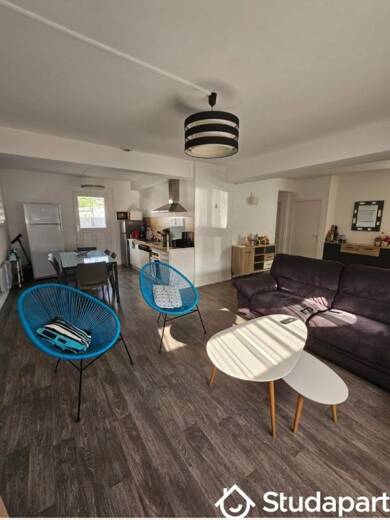 Maison à louer 400 € 6 pièces 1 chambre 110 m² disponible à partir du 01/07/2025 Saint André d'Ornay-Pont Morineau La Roche-sur-Yon 85000