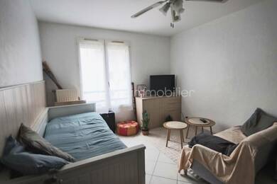 Appartement à vendre 110 000 € 1 pièce 24,5 m² Étage 1/4 La Closerie-Les Aulnes Combs-la-Ville 77380