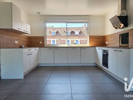 Maison de plain-pied à vendre 348 900 € 5 pièces 4 chambres 120 m² 2 774 m² de terrain Sebourg 59990