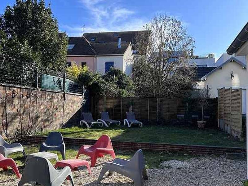 Maison à louer, 114m², NANTERRE