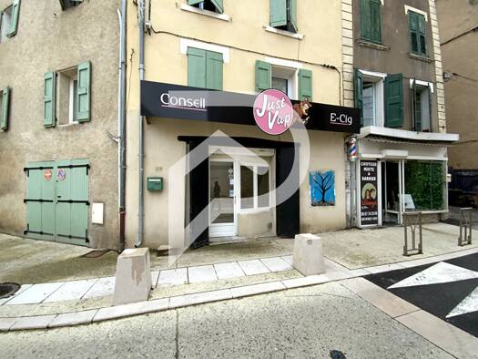 Local commercial à louer 710 € 24 m² de surface de vente Vinon-sur-Verdon 83560