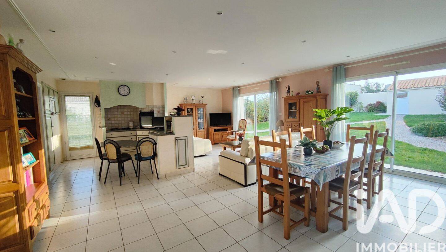 Maison à vendre, 104m², TALMONT SAINT HILAIRE