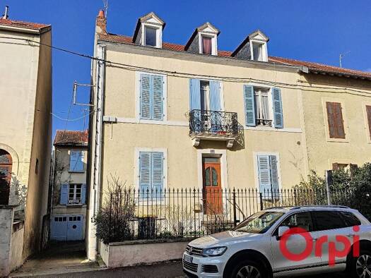 Immeuble à vendre 224 000 € 150 m² Dienat-Forges Montluçon 03100