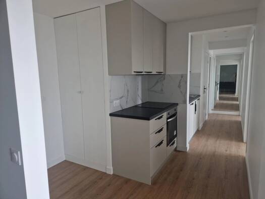 Colocation à louer - Première occupation 650 € 5 pièces 4 chambres 67 m² 12ème étage Créteil 94000