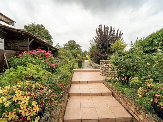 Maison à vendre 326 000 € 5 pièces 3 chambres 121 m² 740 m² de terrain Bois-de-Haye 54840