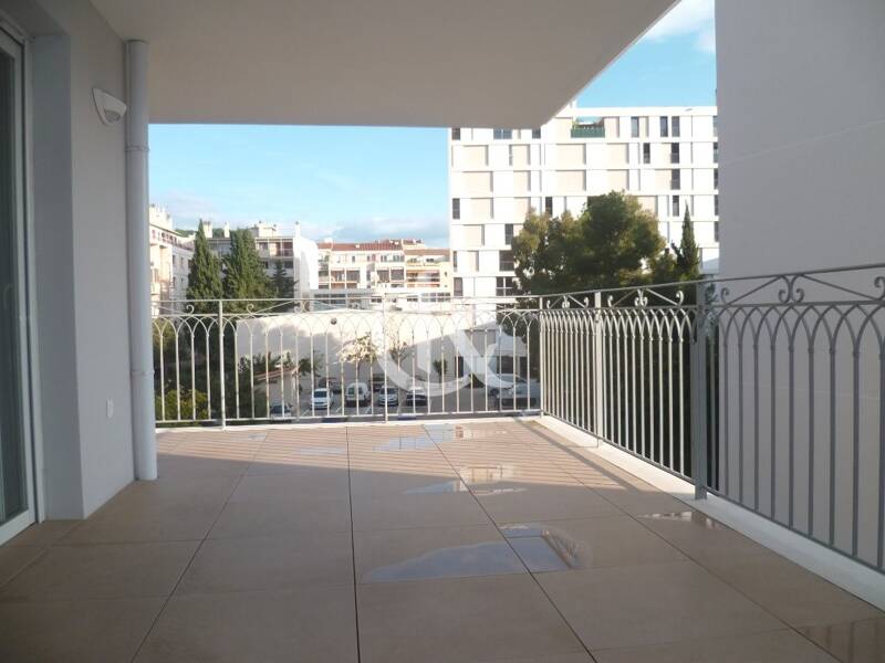 Maison à louer, 47m², HYERES