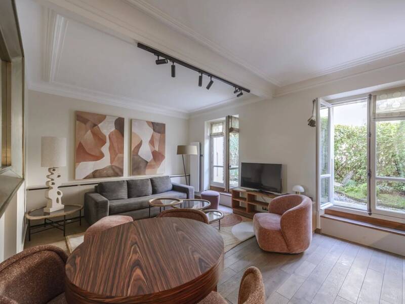 Maison à louer, 47m², PARIS 16E