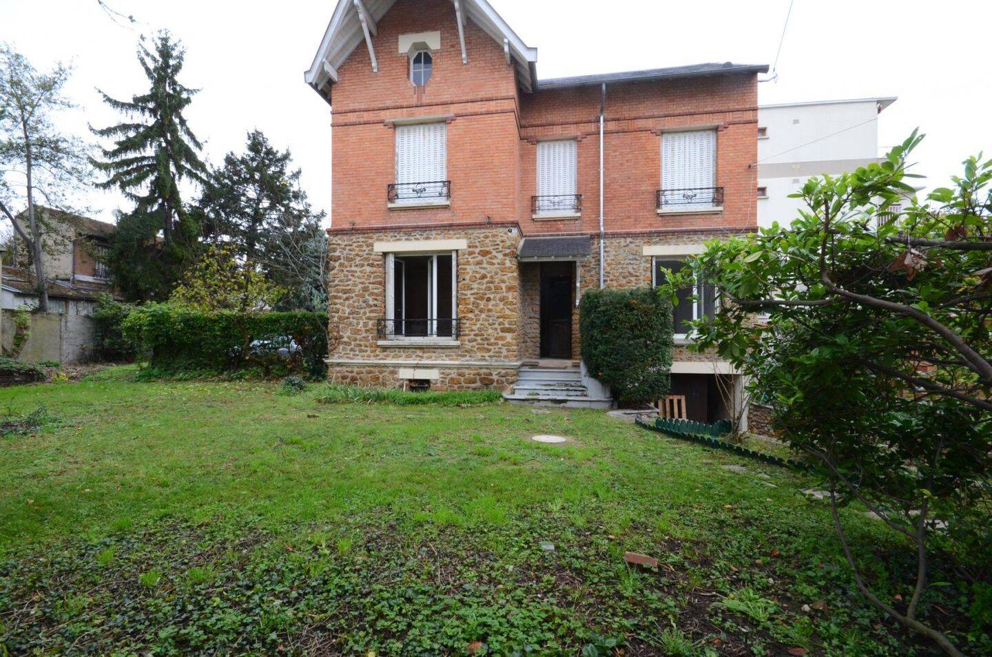 Maison à vendre, 114m², LA VARENNE SAINT HILAIRE
