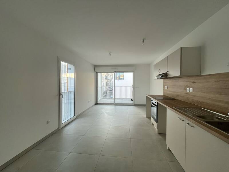 Maison à louer, 39m², MARSEILLE 6E