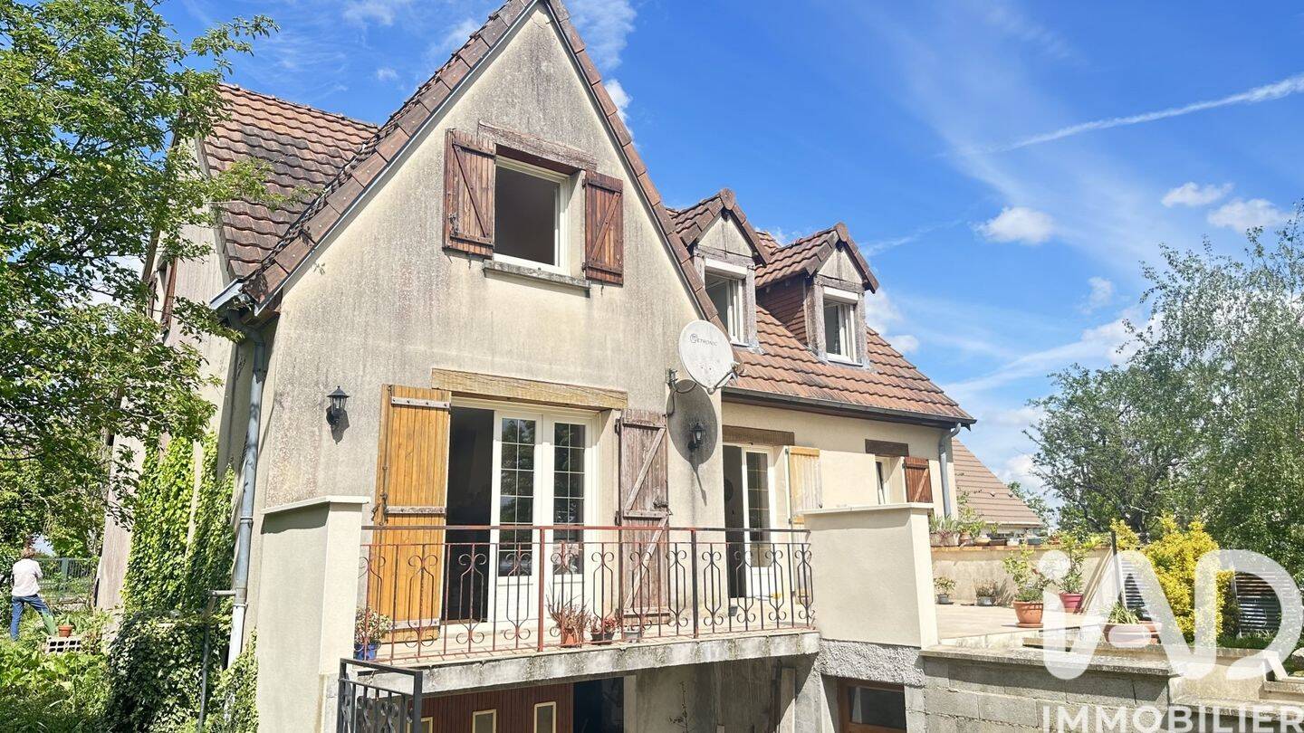 Maison à vendre, 142m², FERRIERES EN GATINAIS